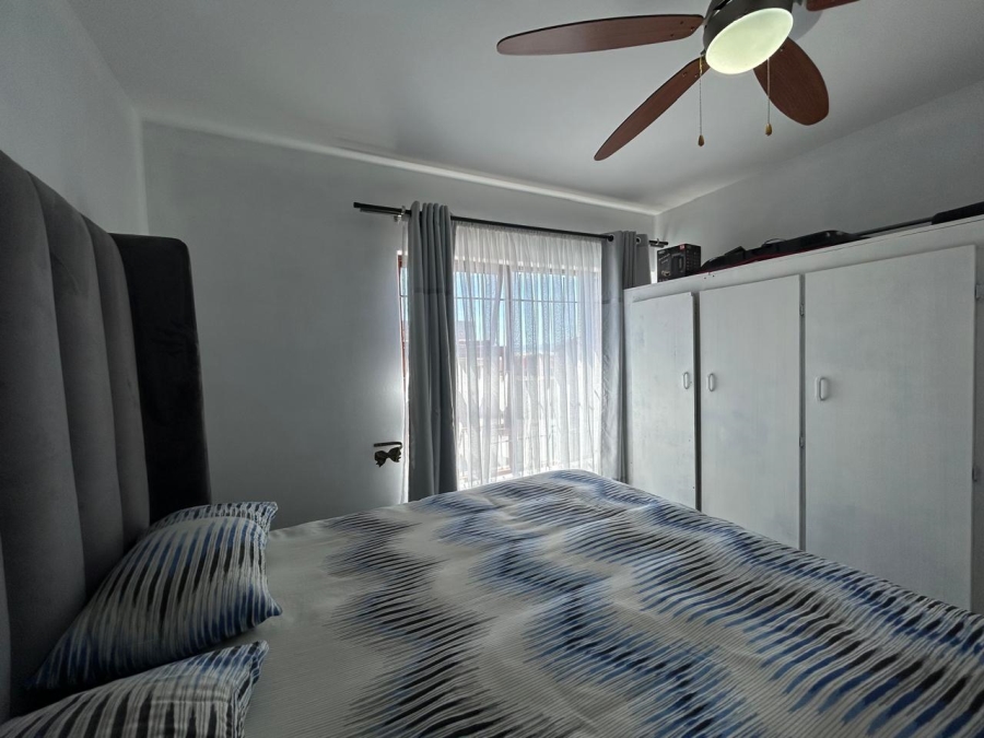 5 Bedroom Property for Sale in Wavecrest Eastern Cape